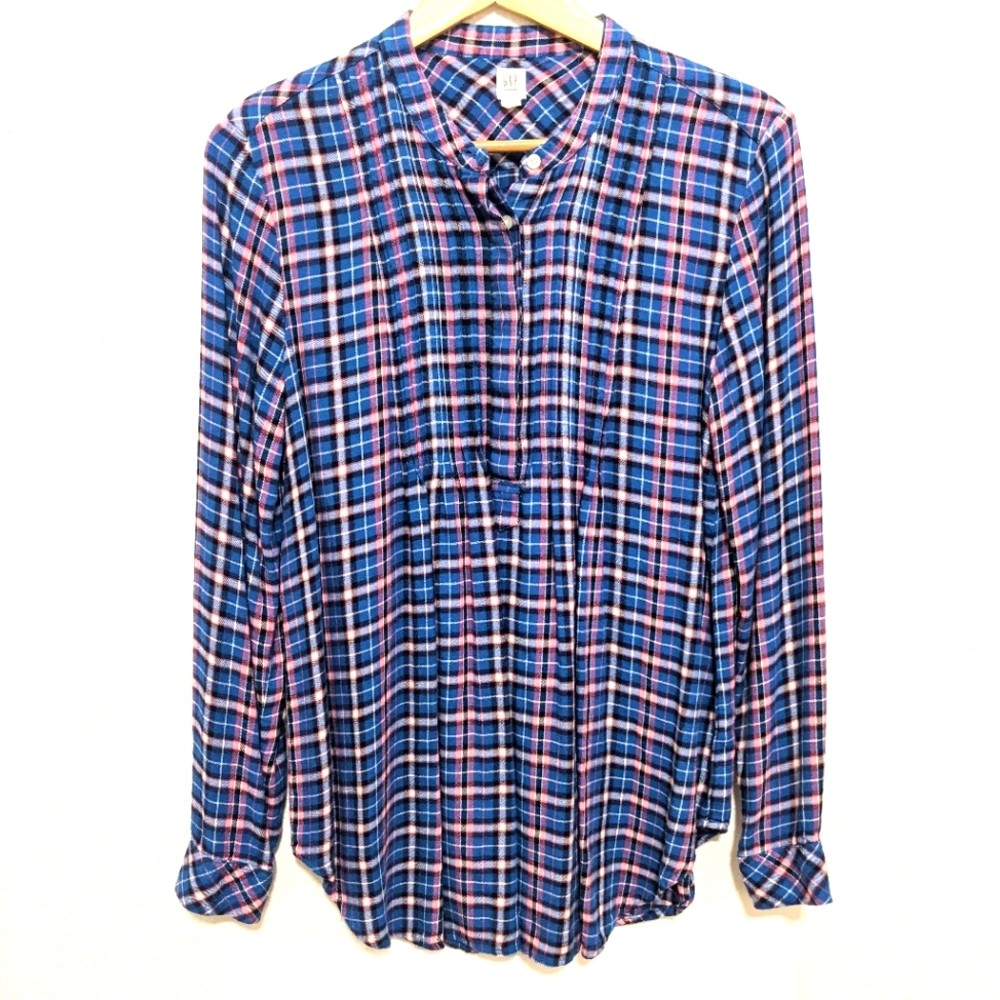 Fall Maternity Plaid Top || Small ||